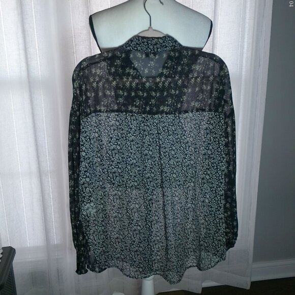 ACOA Lg Slved Collared Button-Up Front Black w/Gray Floral Design Tunic Blouse M - Picture 3 of 9